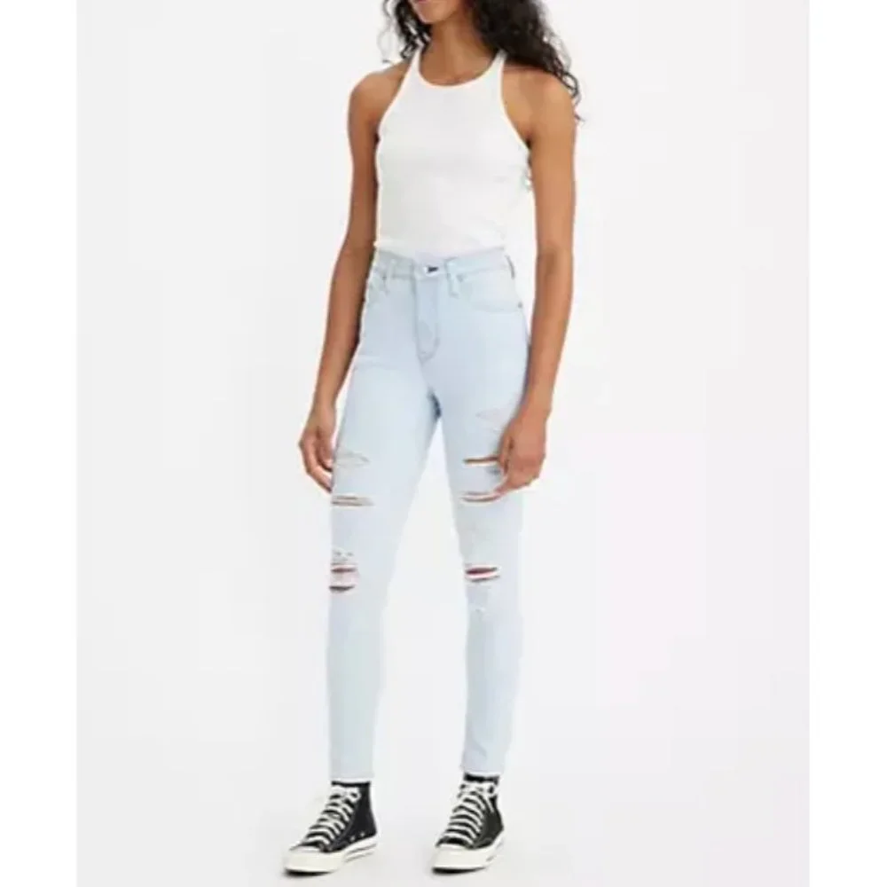 NWT Levis 21 High Rise Skinny Women's Jeans in Soho Way - Light Wash new